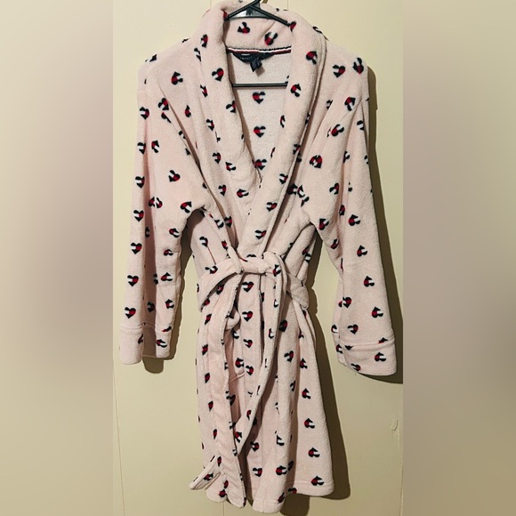 Tommy Hilfiger Other - Tommy Hilfiger Women’s Small Heart Logo Pink Robe